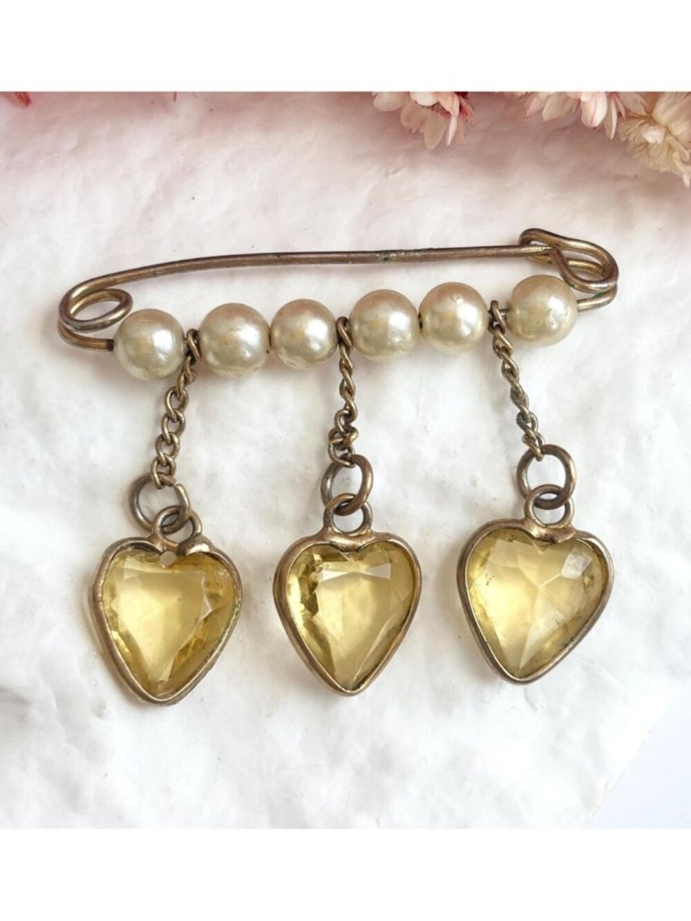 Gold Toned Safety Pin Vintage Triple Heart Shaped Faux Pearl Accented Pin